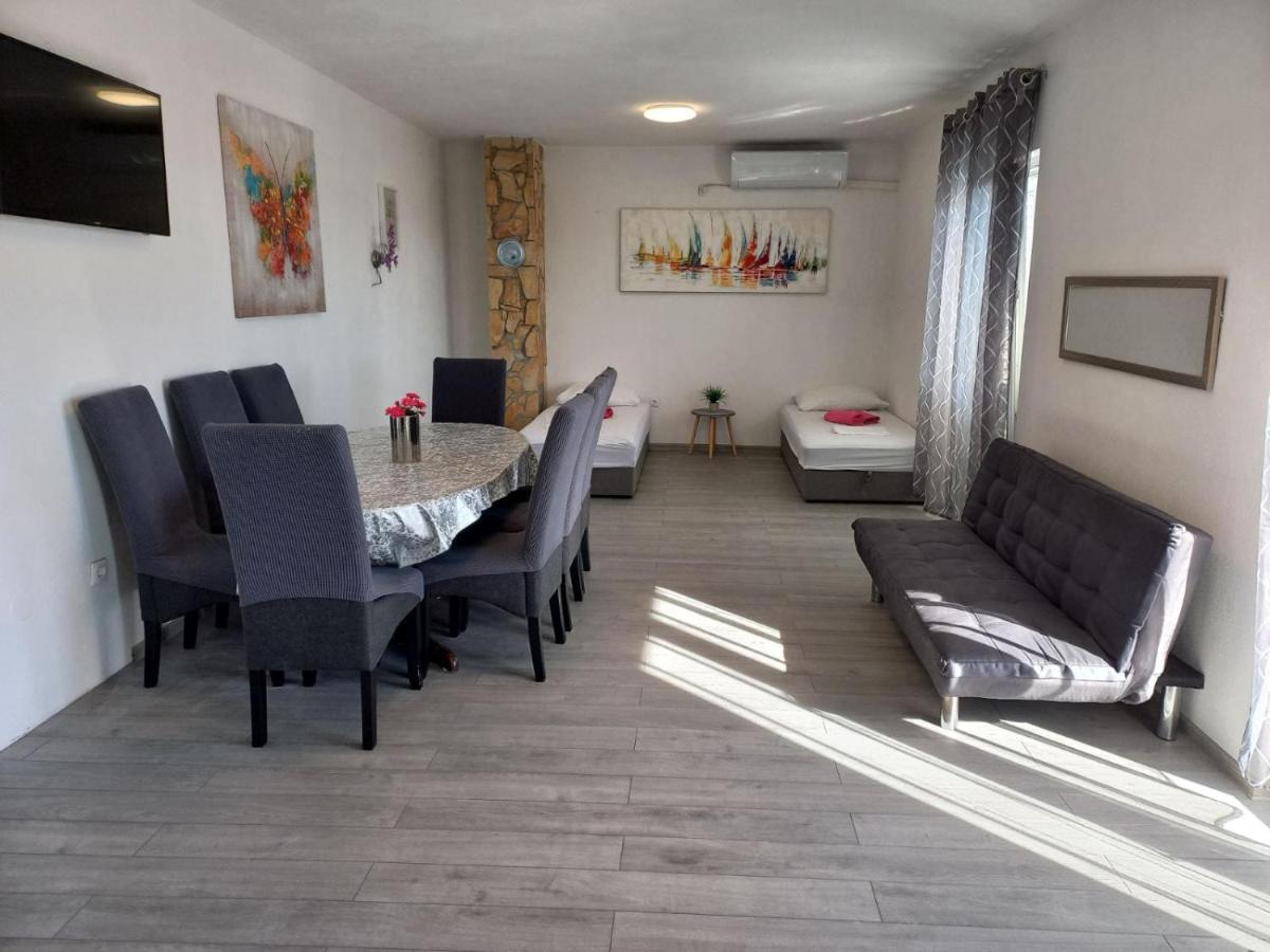 Apartman Marica 特罗吉尔 外观 照片